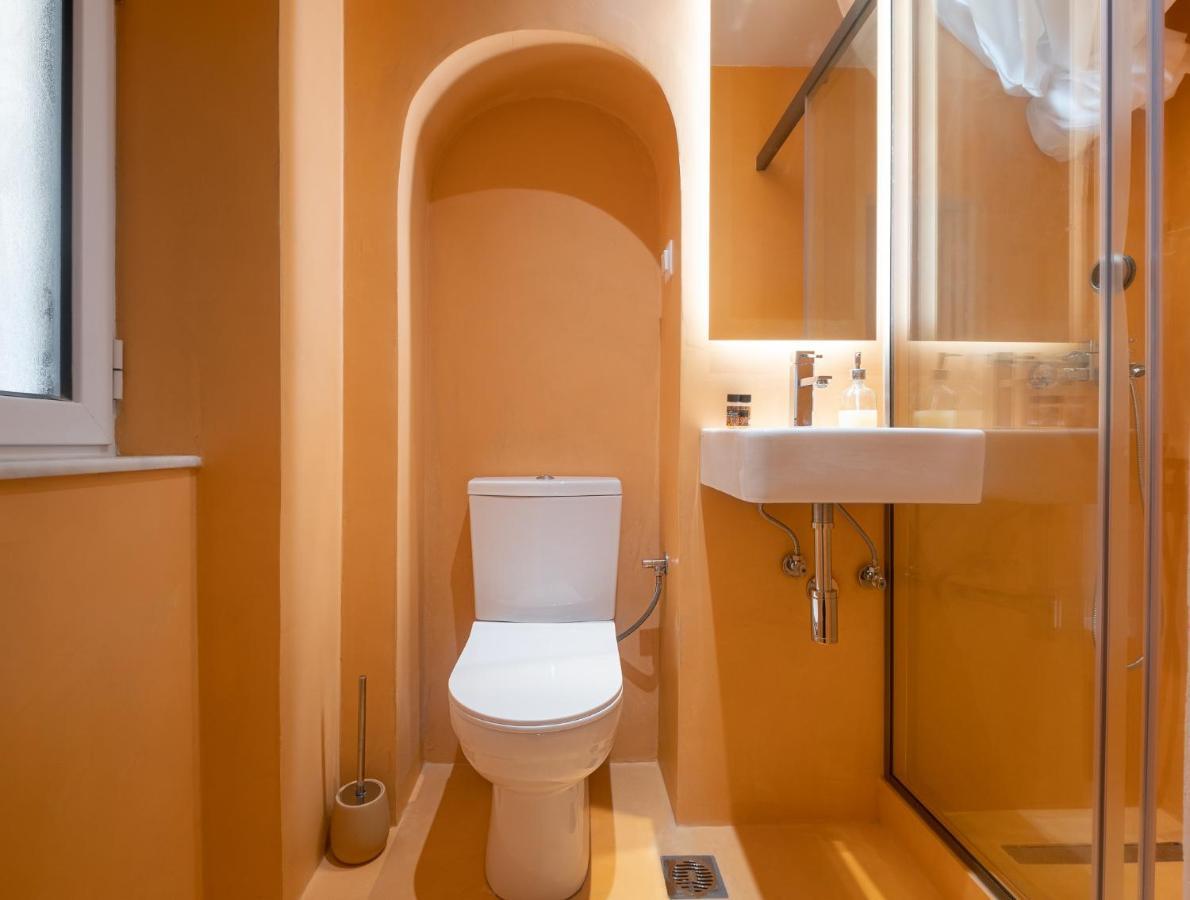 Old Town Gem - Elegant Guilford Apartment Corfu  Eksteriør billede
